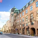 Privet Room In Shared Apartment, Central Oslo