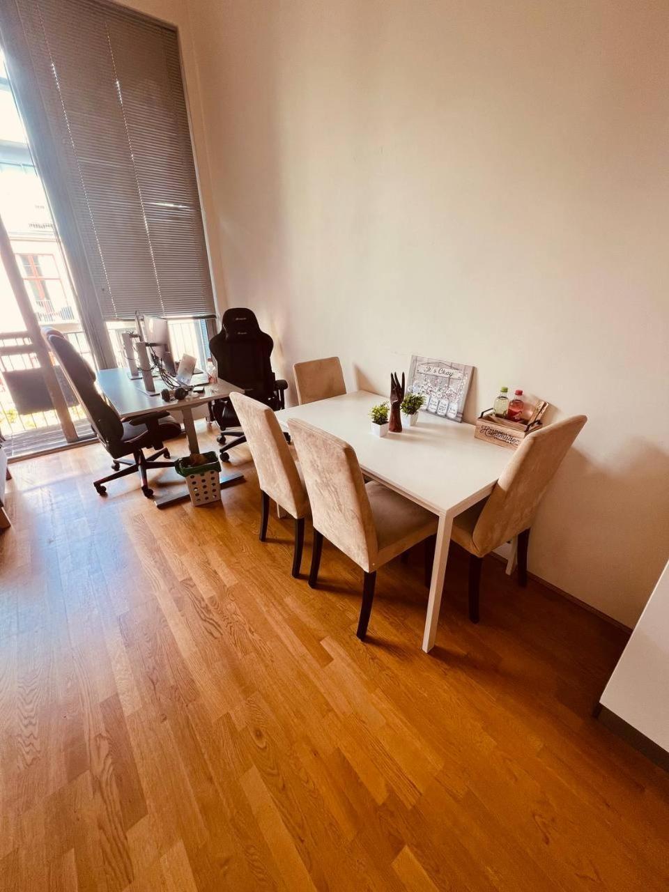 Privet In Shared Apartment, Oslo